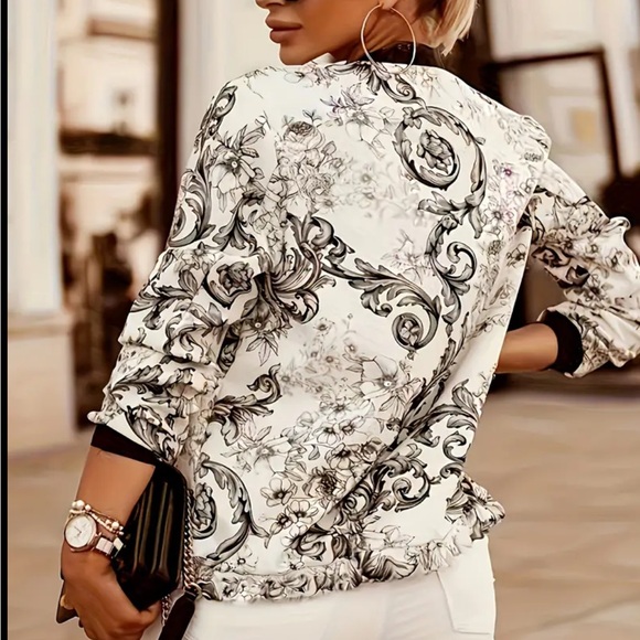 Plus Size Elegant Floral Print Baseball Collar Jacket - Picture 2 of 5